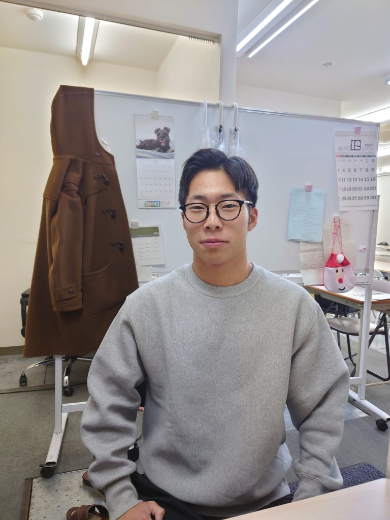 krさん